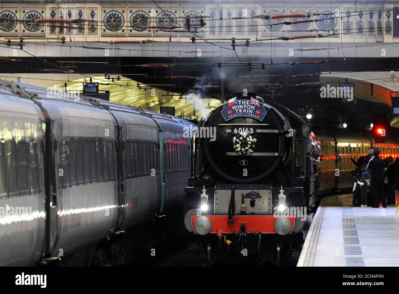 Winton Train High Resolution Stock Photography and Images Alamy