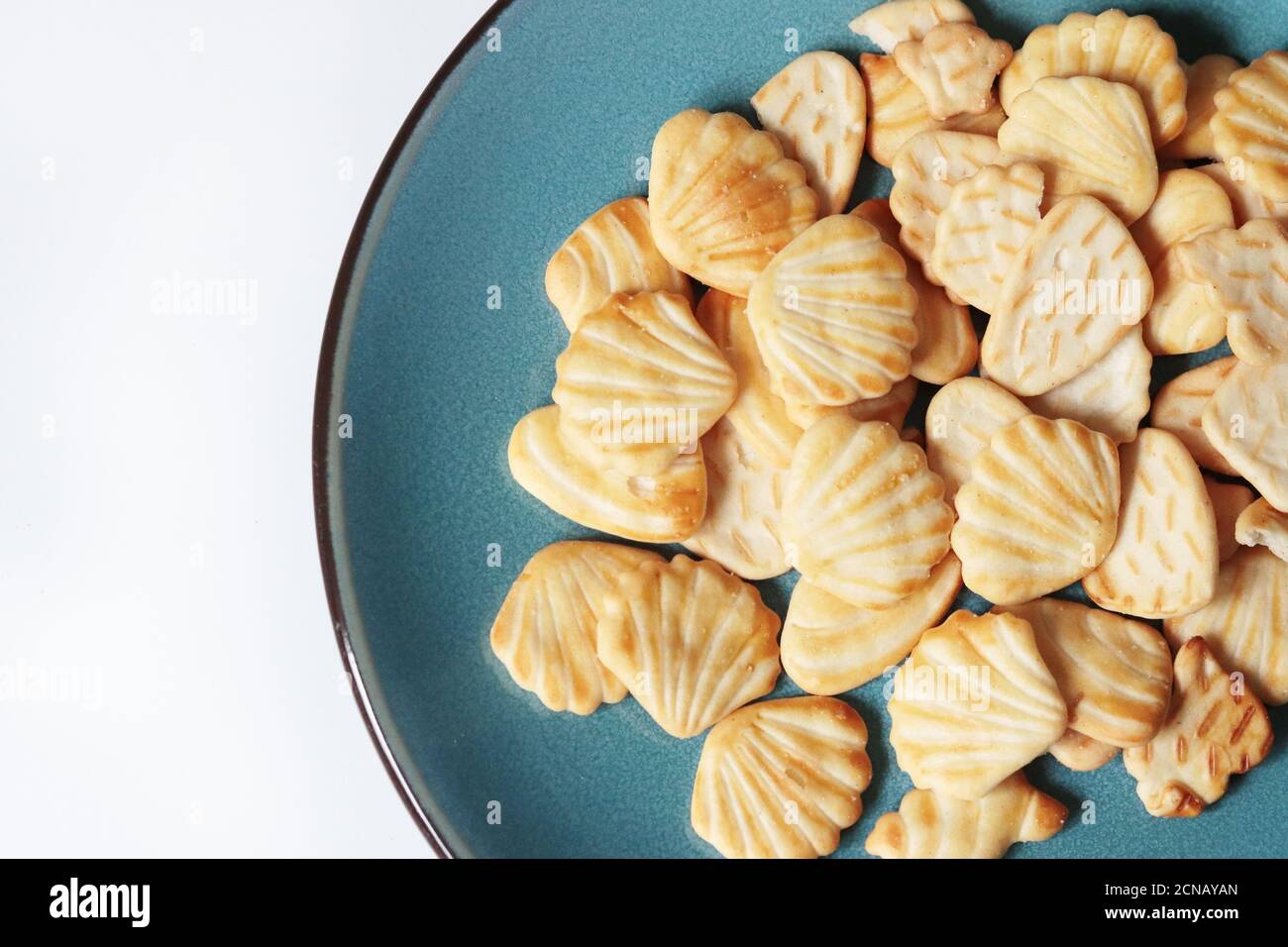 Shell shaped cup hi-res stock photography and images - Alamy