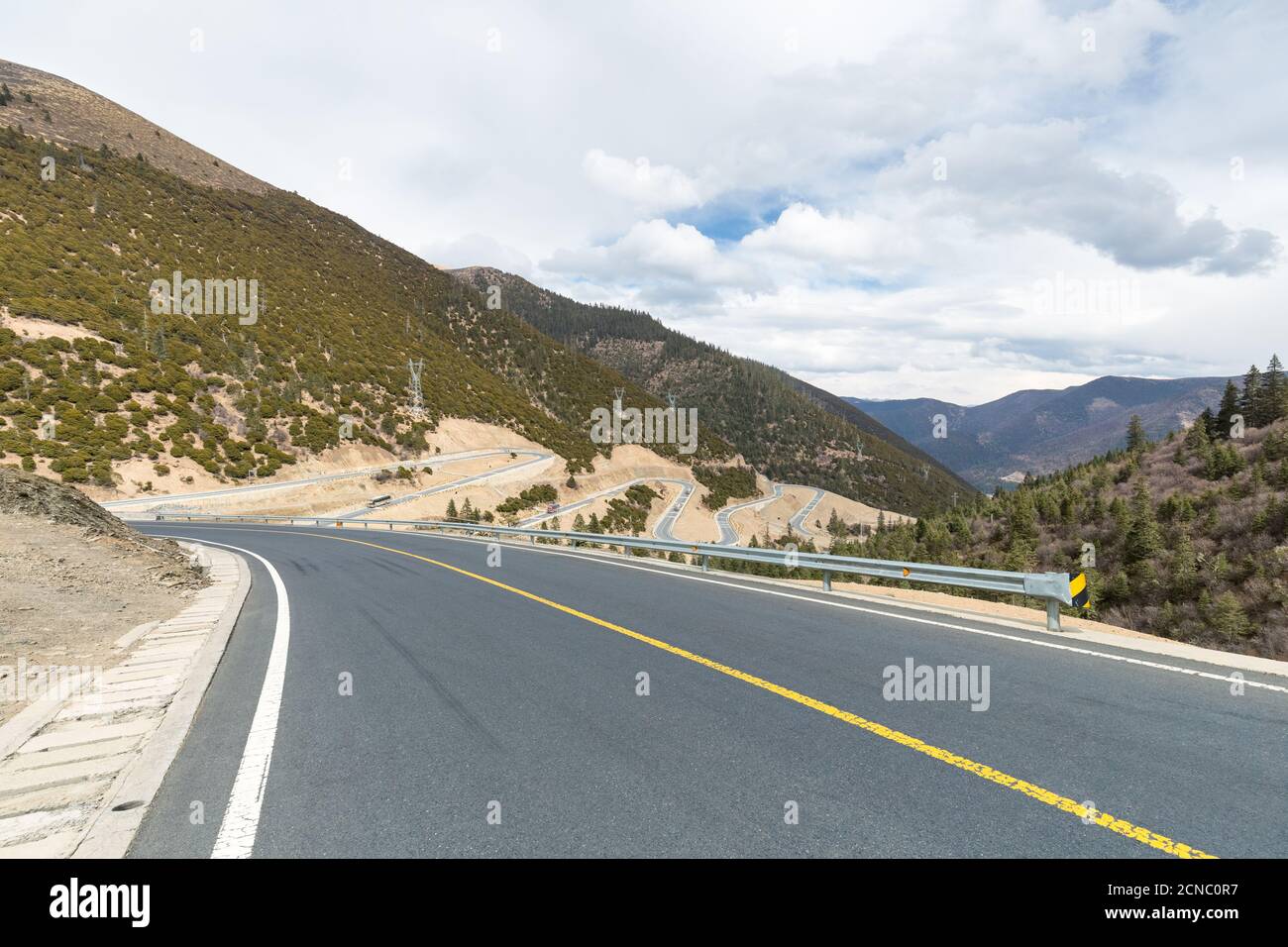 winding mountain road Stock Photo Alamy