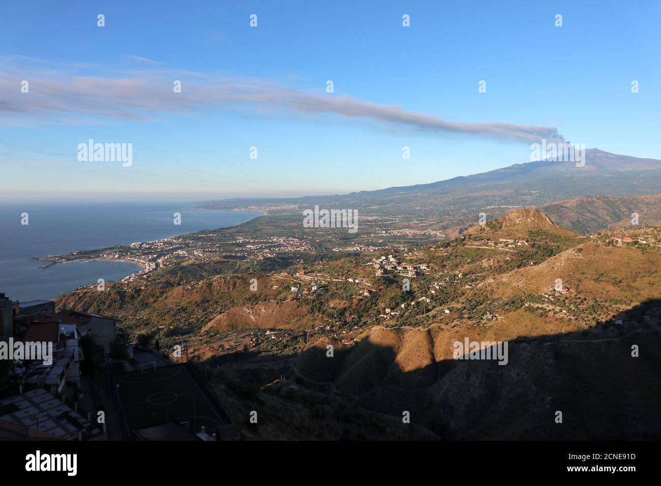 Castelmola - Fumata dell'Etna al mattino Stock Photo