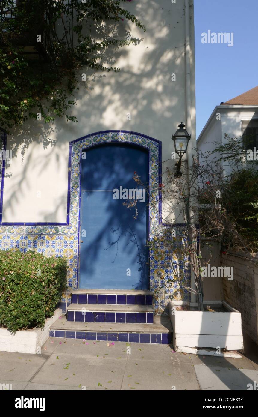 West Hollywood, California, USA 17th September 2020 A general view of atmosphere of Historic building Mi Casa, La Ronda, former home of Cary Grant and Bette Davis at 1400-1313 N. Havenhurst Drive on September 17, 2020 in West Hollywood, California, USA. Photo by Barry King/Alamy Stock Photo Stock Photo