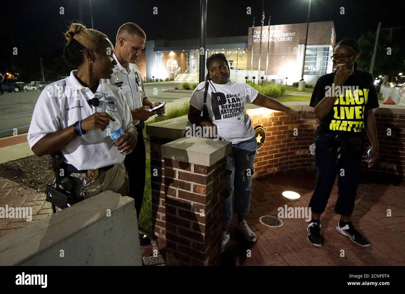 Ferguson Police Talks with Protesters
