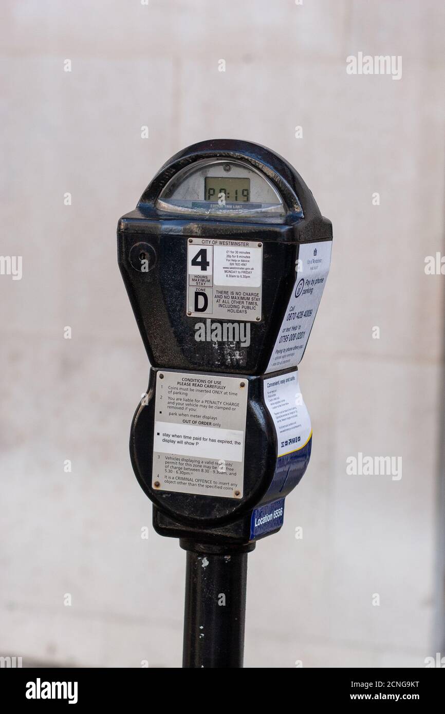Coin operated parking meter hires stock photography and images Alamy