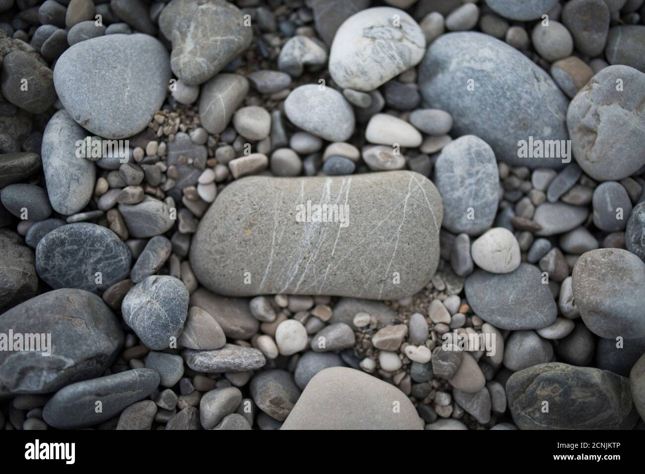 River stones hi-res stock photography and images - Alamy