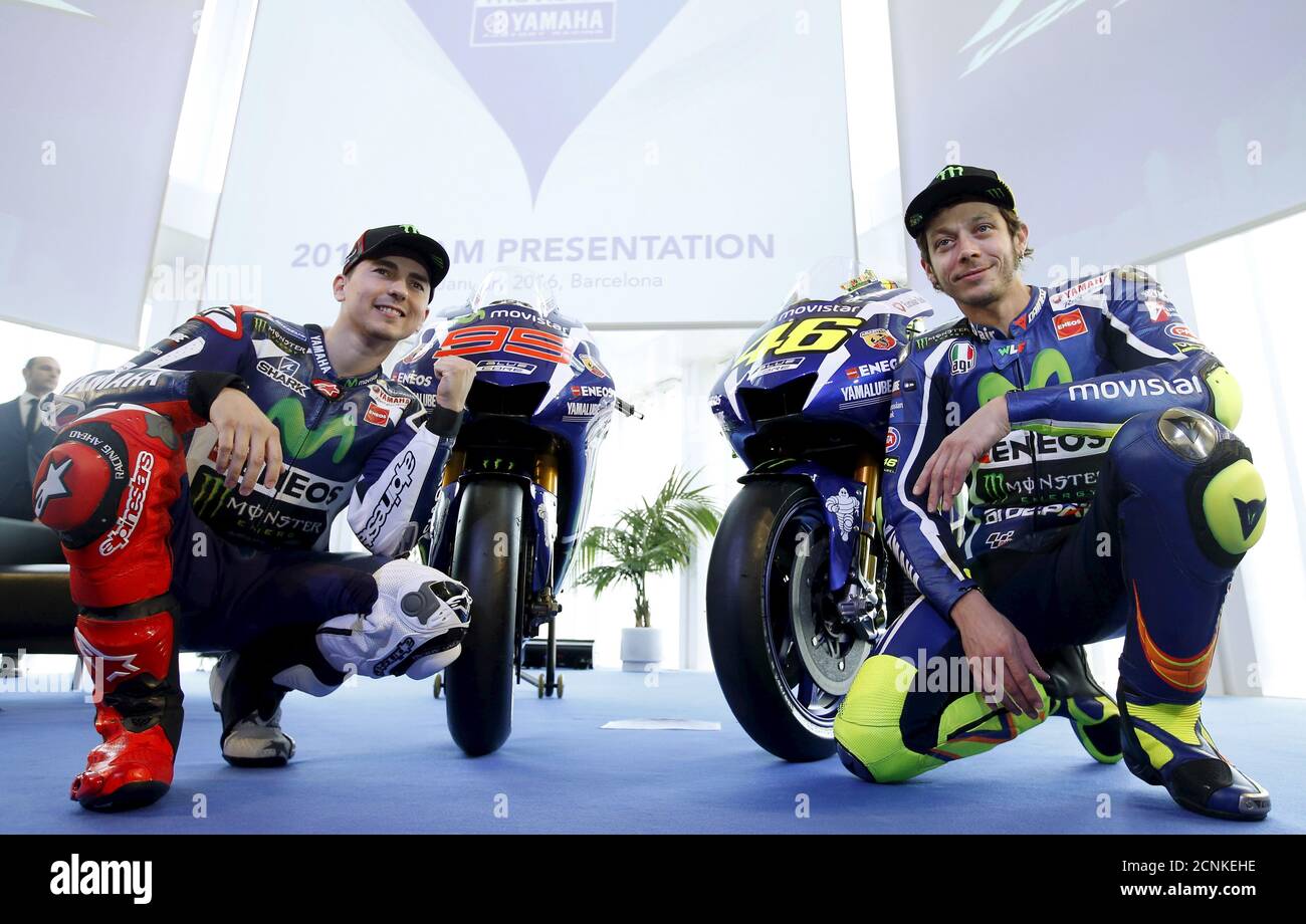 Yamaha's MotoGP riders Jorge Lorenzo (L) and Valentino Rossi pose with the  new Yamaha YZR-M1 for the 2016 season in Barcelona, Spain, January 18,  2016. REUTERS/Albert Gea Stock Photo - Alamy