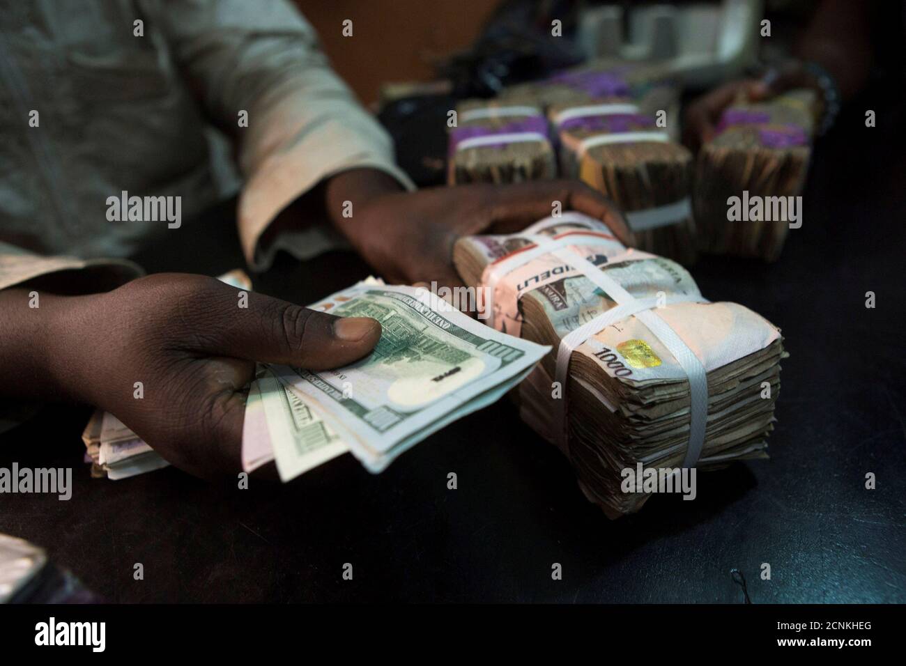 Currency Exchange Store High Resolution Stock Photography And Images Alamy