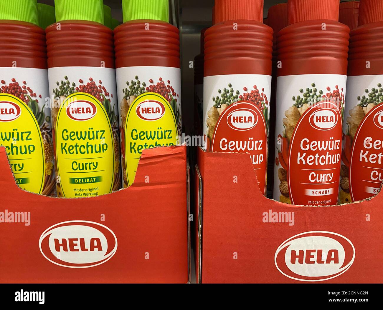 Viersen, Germany - August 9. 2020: View on bottles Hela curry ketchup sauce  in shelf of german supermarket (focus on central bottles Stock Photo - Alamy