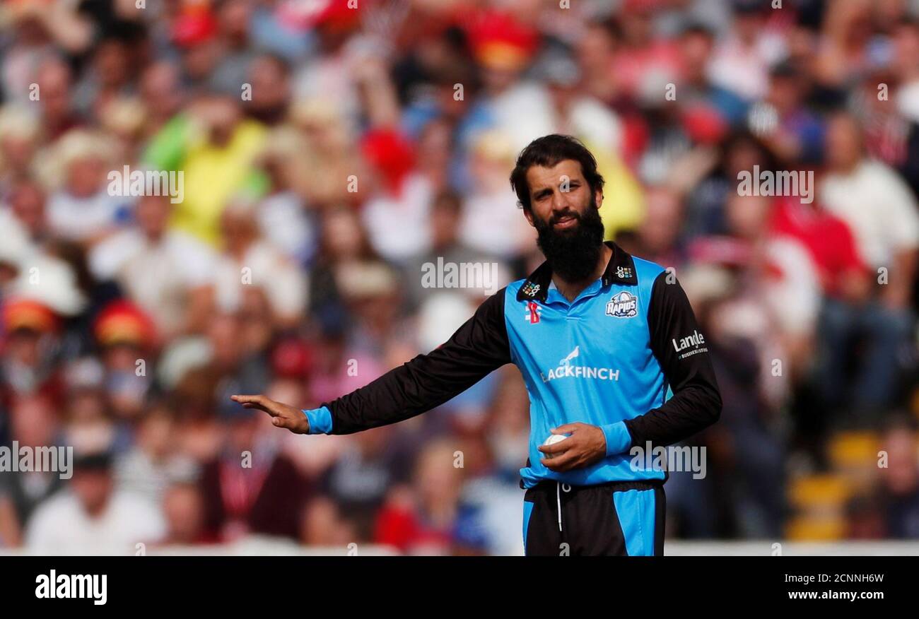 moeen ali jersey number