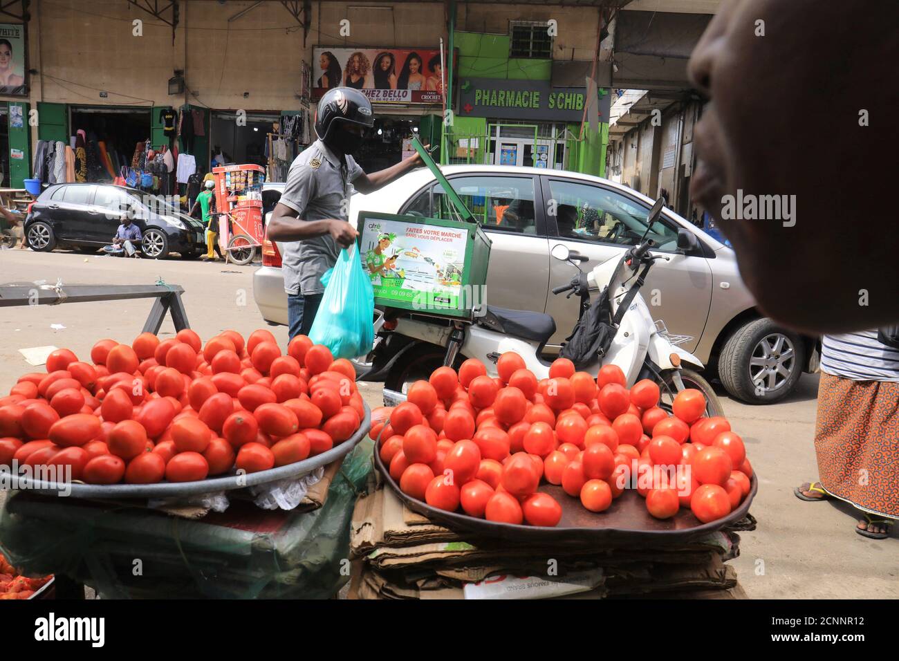 Ready Food Delivery Company High Resolution Stock Photography And Images Alamy Ready Food Delivery Company High Resolution Stock Photography And Images Alamy