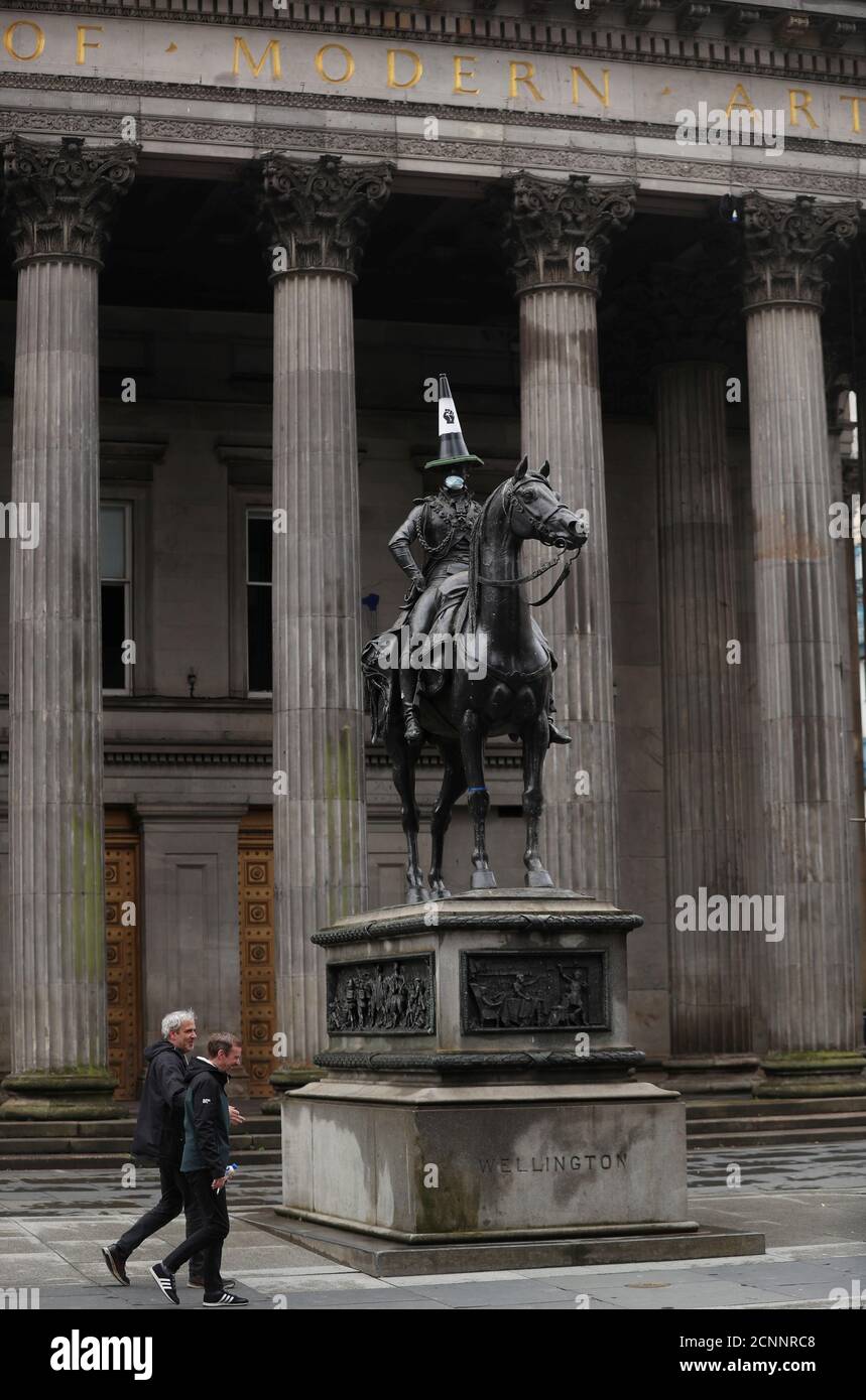 photo Duke Of Wellington Statue Glasgow Face Mask https www alamy com the equestrian statue of the duke of wellington with a traffic cone on his head and wearing a face mask is seen in glasgow in the aftermath of protests against the death of george floyd who died in police custody in minneapolis glasgow britain june 10 2020 reuterslee smith image374804872 html