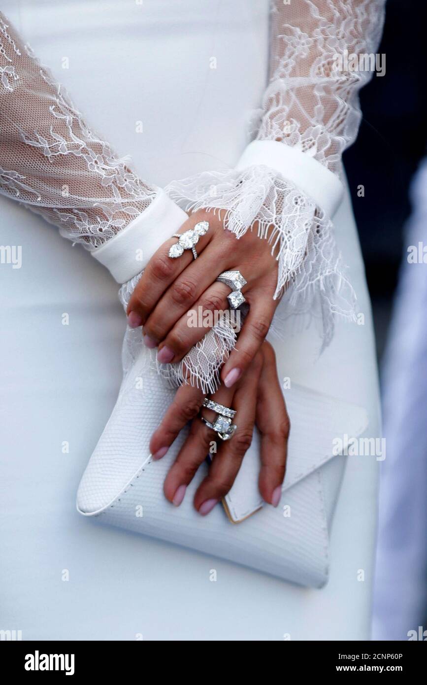 Fox Purse High Resolution Stock Photography And Images Alamy