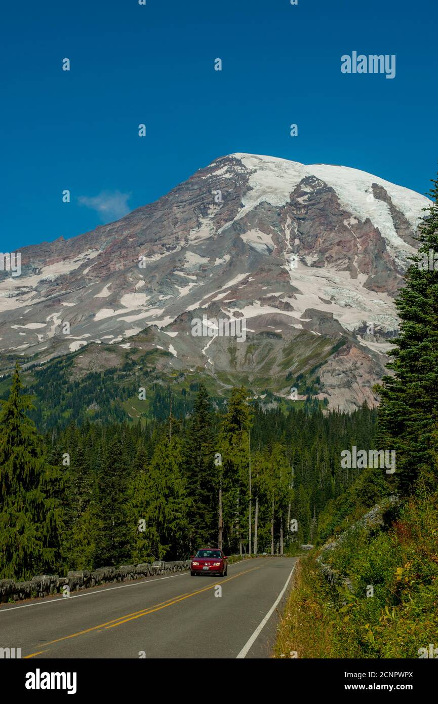 Mount Rainer Driving Mount rainier national park car hi-res stock photography and images - Alamy