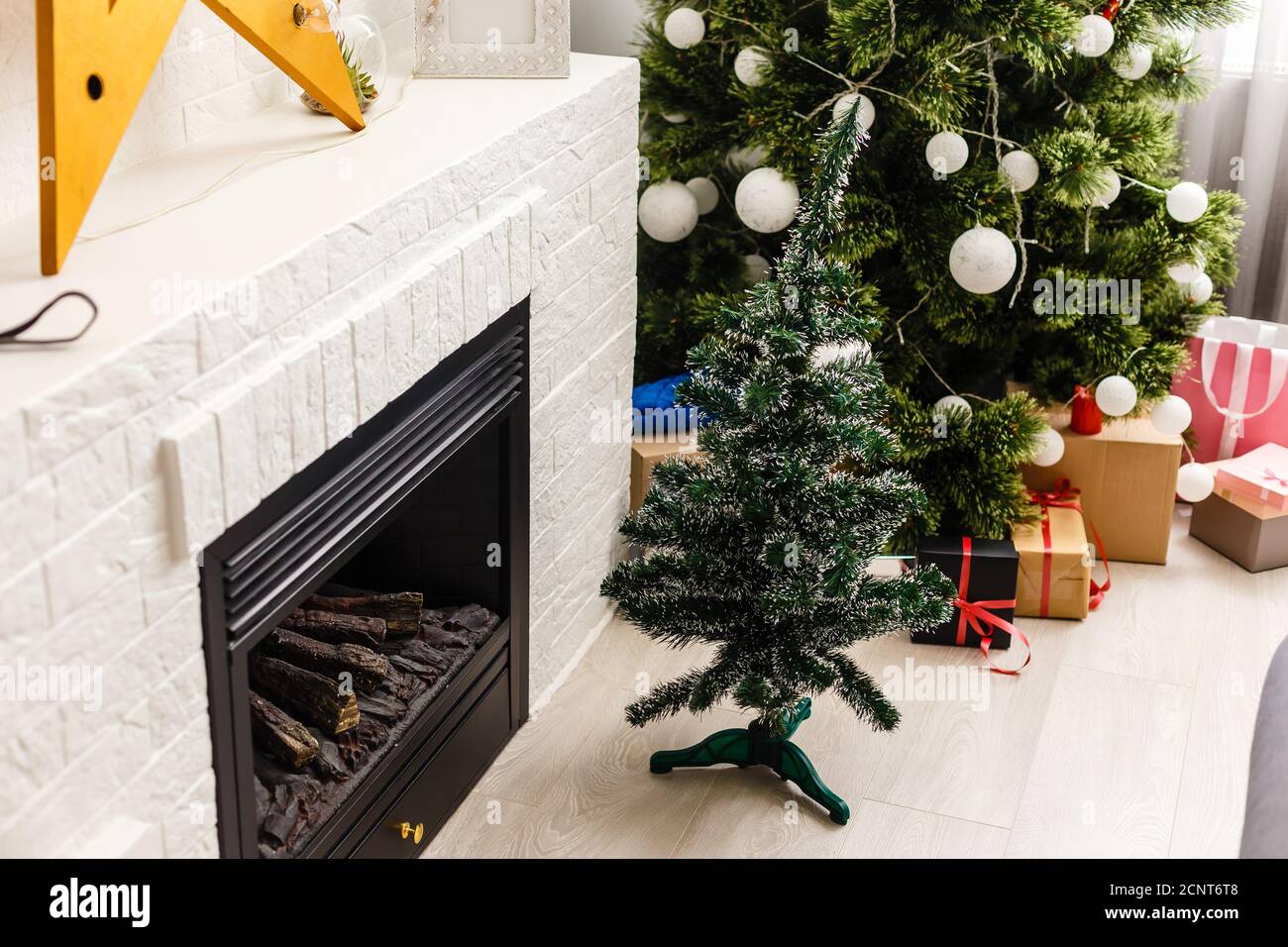 Christmas tree dried up after the Holiday Season Stock Photo Alamy