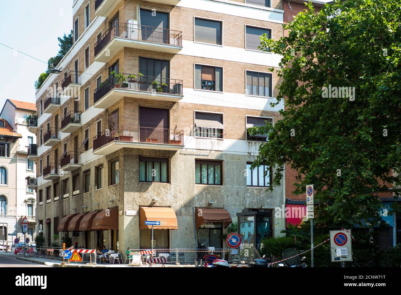 Milan Italy September 7 2017 Facade Stock Photo 712532167