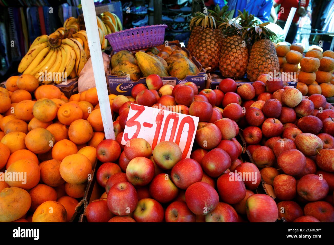 Kenya Fruit Market Nairobi High Resolution Stock Photography and Images