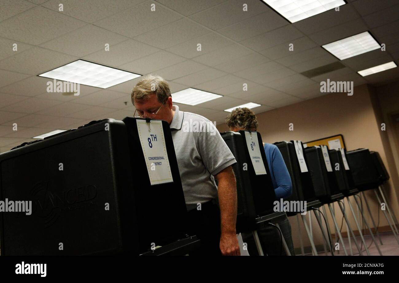 Touch Screen Machines High Resolution Stock Photography and Images Alamy