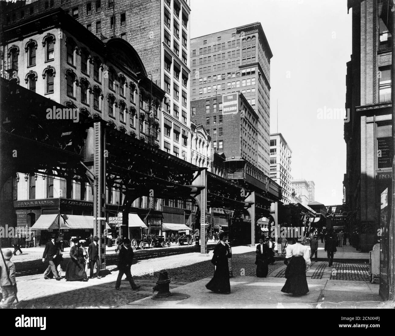 View of the elevated tracks on Wabash Avenue, north from Monroe Street, Chicago, Illinois, 1905. Stock Photo