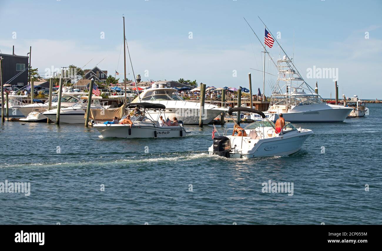 Boating activity in Sesuit Harbor in Dennis, Massachusetts, USA on Cape Cod Stock Photo