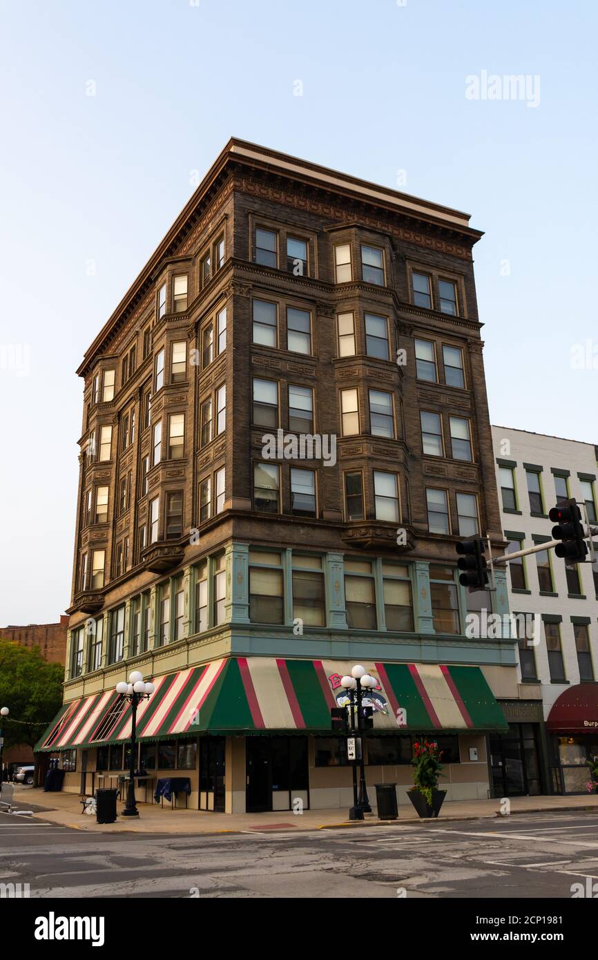 Downtown bloomington hires stock photography and images Alamy