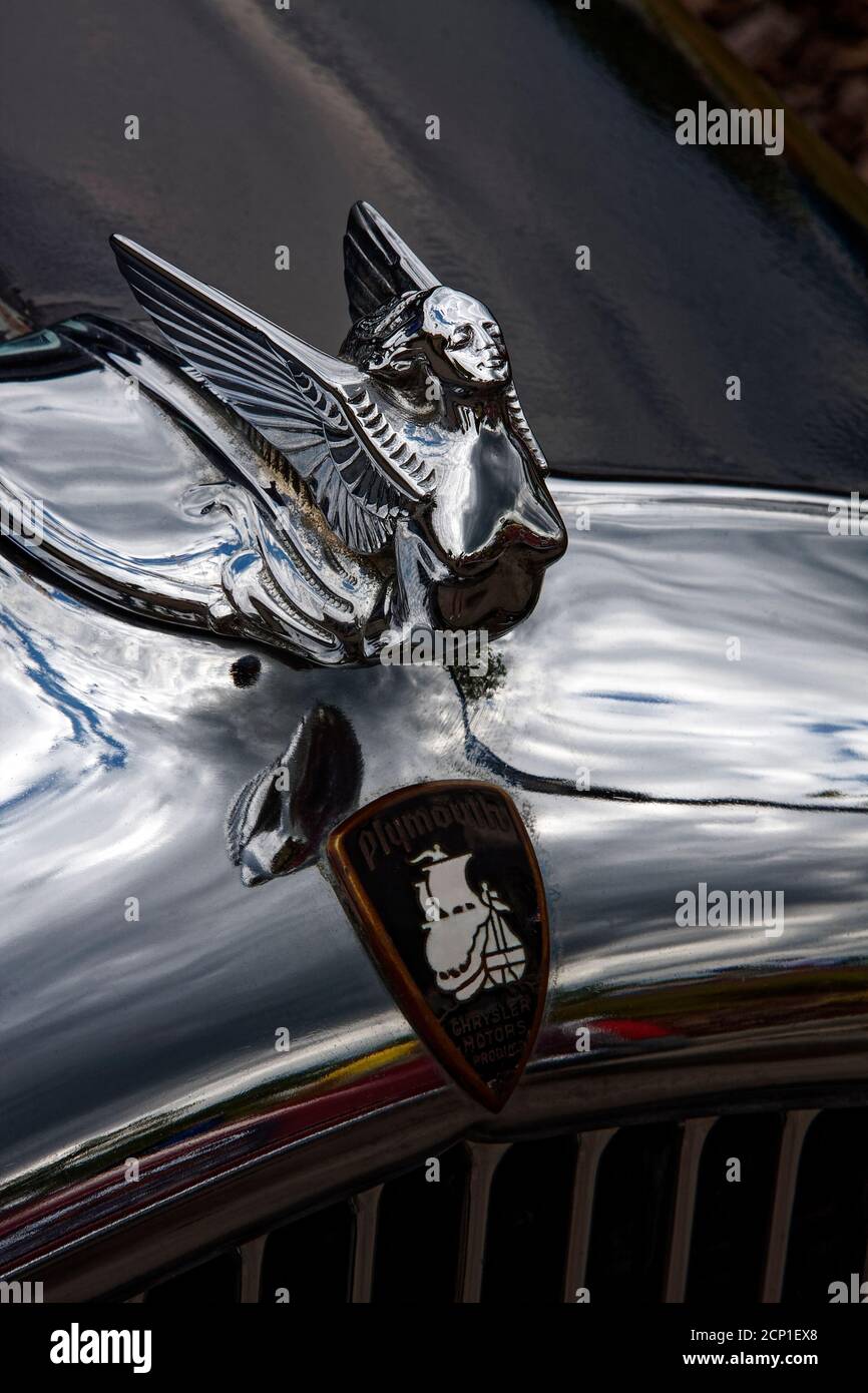 1932 Plymouth hood ornament, Flying Lady, wings, Chrysler Corporation,  close-up, antique car, decoration, transportation Stock Photo - Alamy