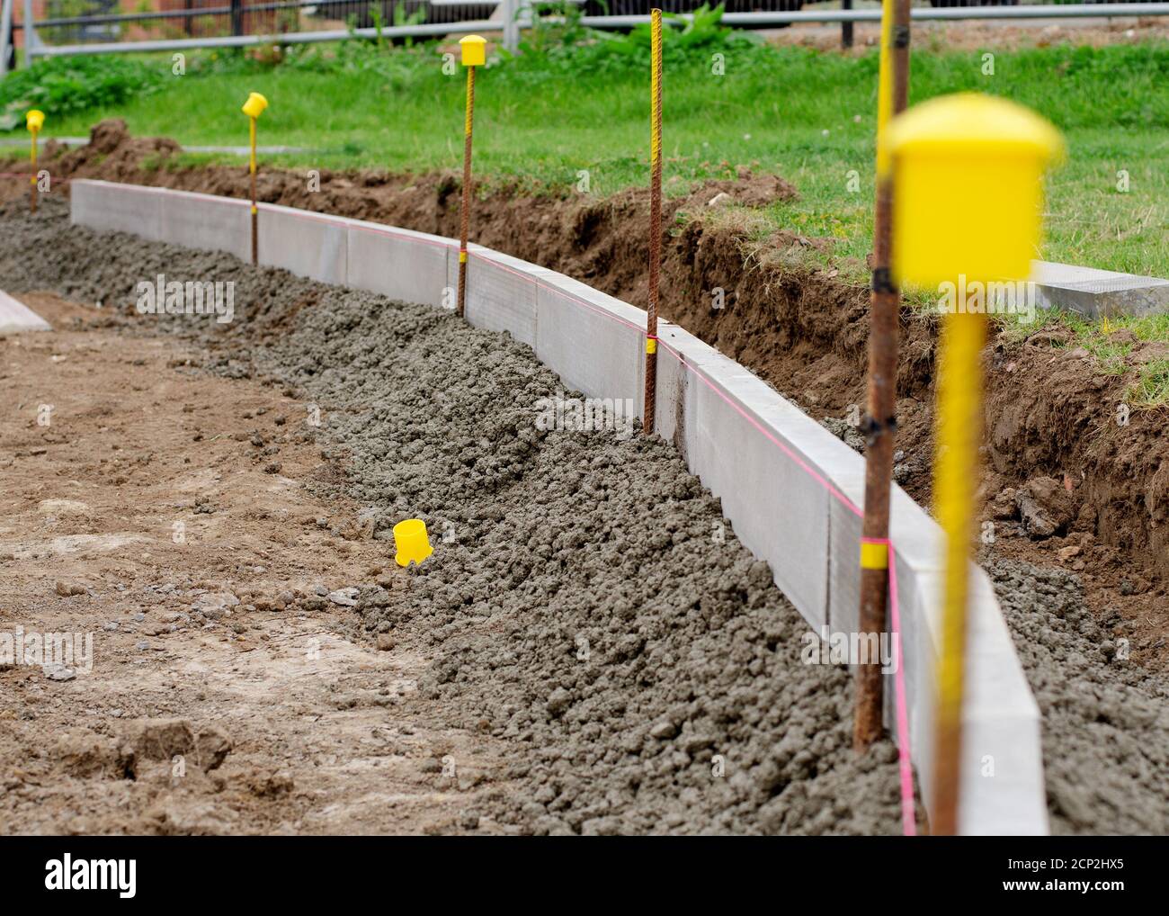 String line hi-res stock photography and images - Alamy