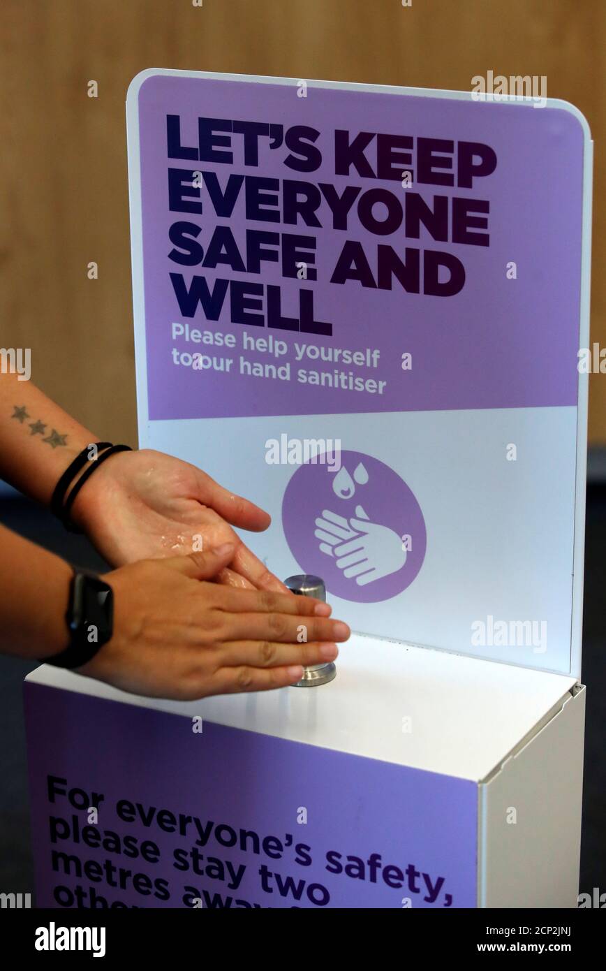 Currys megastore hires stock photography and images Alamy