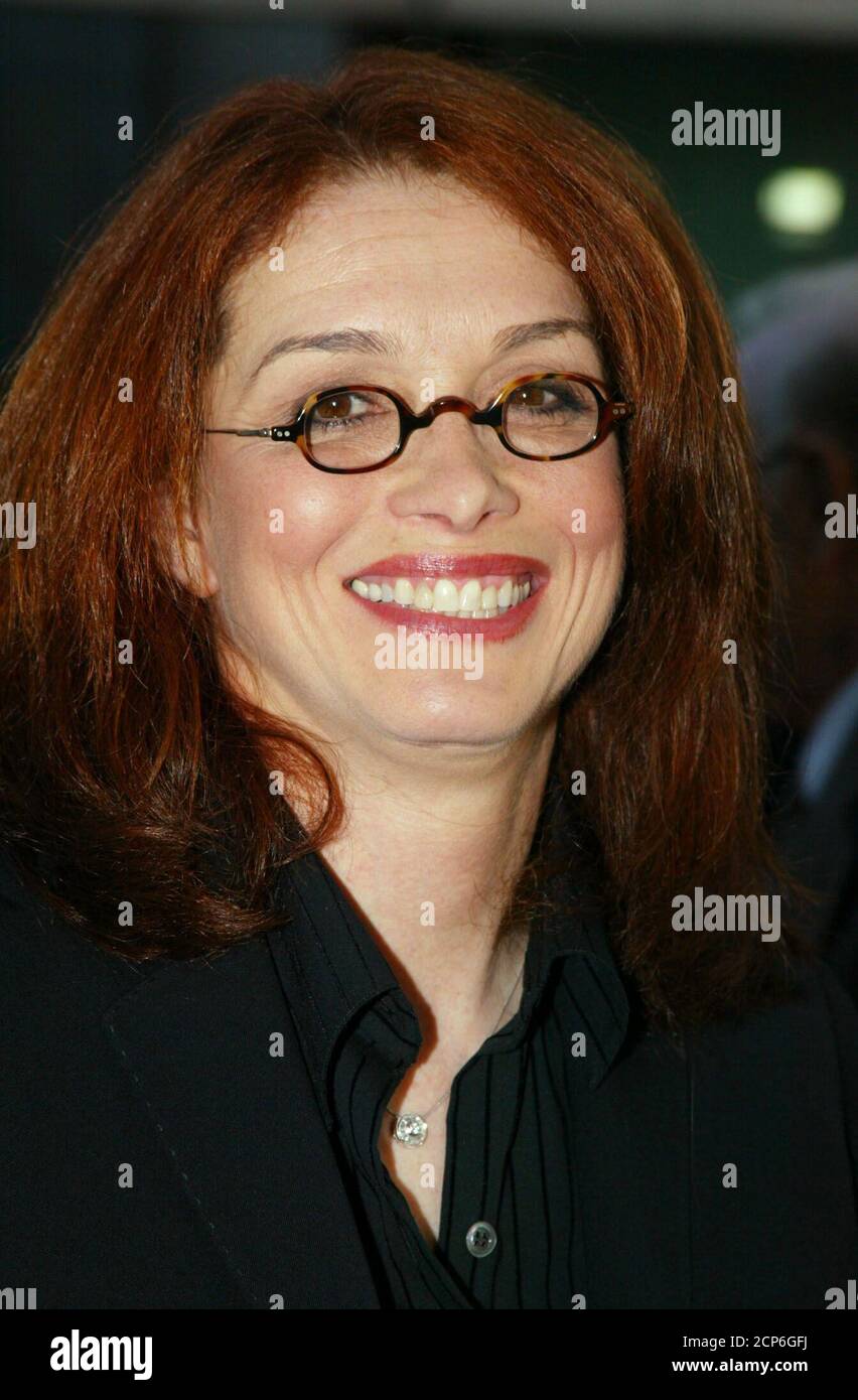 Melanie Mayron High Resolution Stock Photography and Images - Alamy