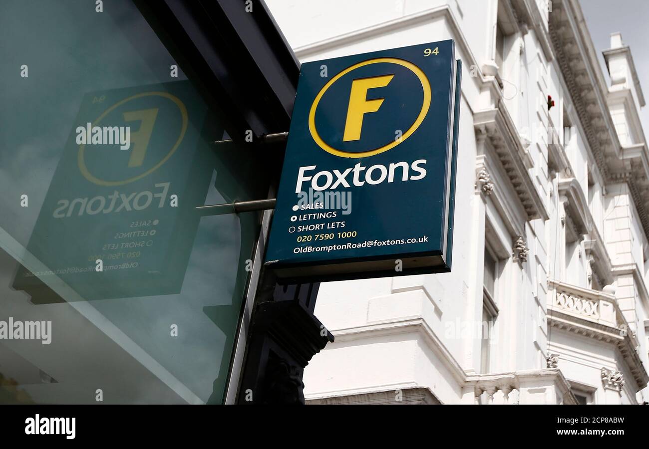 Foxtons estate agent london hires stock photography and images Alamy