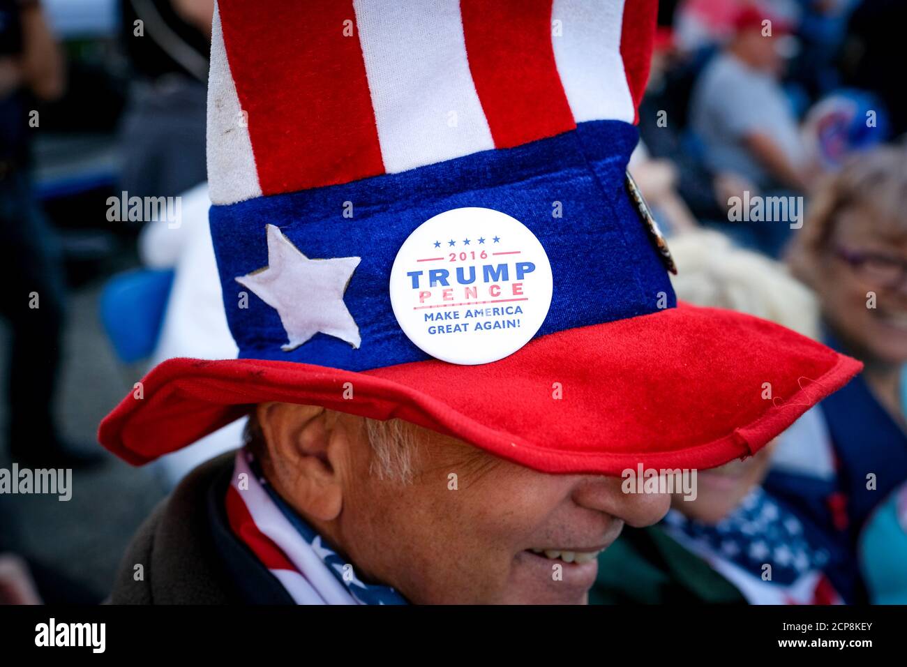 Make america great again hat trump hi-res stock photography and images -  Alamy