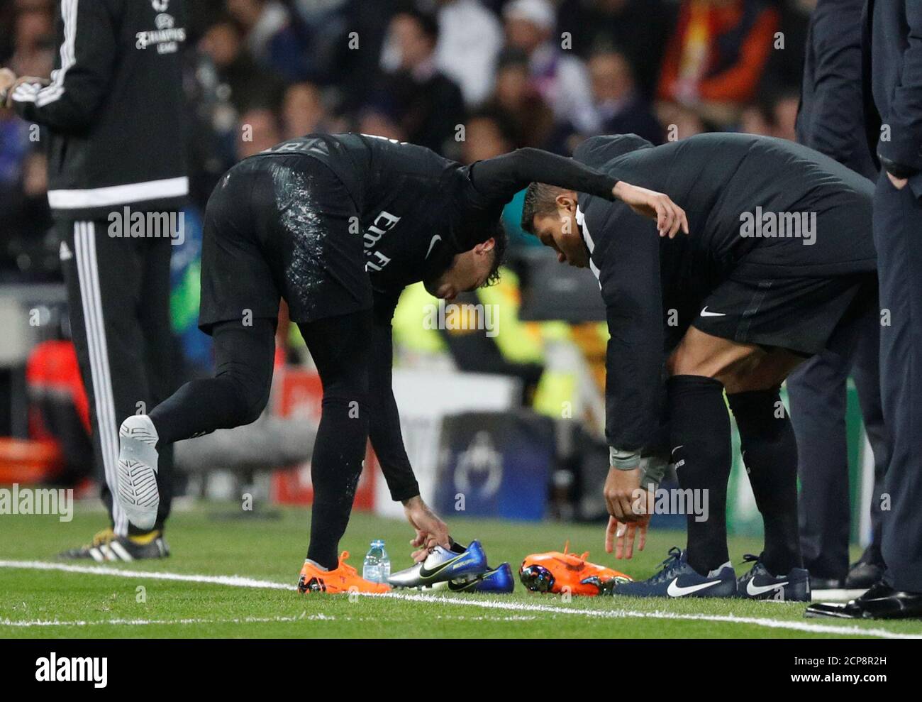 Neymar psg 2018 hi-res stock photography and images - Page 8 - Alamy
