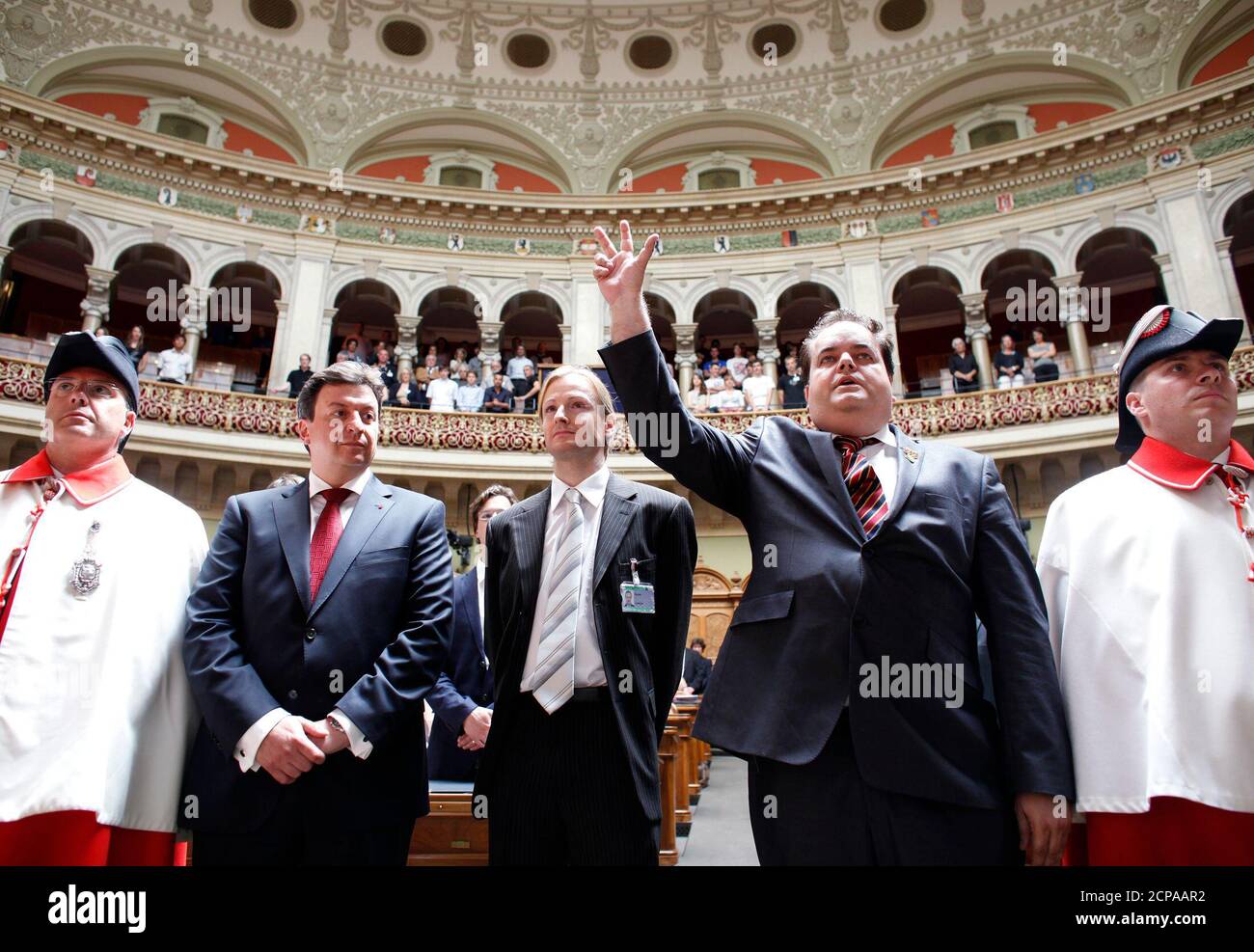 Page 2 L 2nd High Resolution Stock Photography And Images Alamy