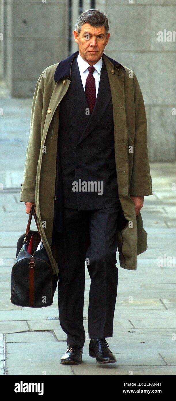 Head of the prosecution in the Soham murder trial Richard Latham QC arrives at the Old Bailey in London, November 6, 2003. Former school caretaker Ian Huntley is charged with the double murder of British schoolgirls Holly Wells and Jessica Chapman in August 2002. REUTERS/David Bebber  ASA Stock Photo