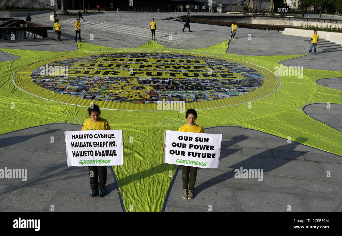 Greenpeace Energy High Resolution Stock Photography And Images Alamy