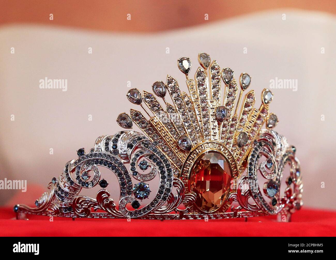 A tiara designed by Donatella Versace, studded with 380 Swarovski crystals  is displayed during the presentation of the debutants' headwear ahead of  the traditional Opera Ball in Vienna, Austria, November 19, 2018.