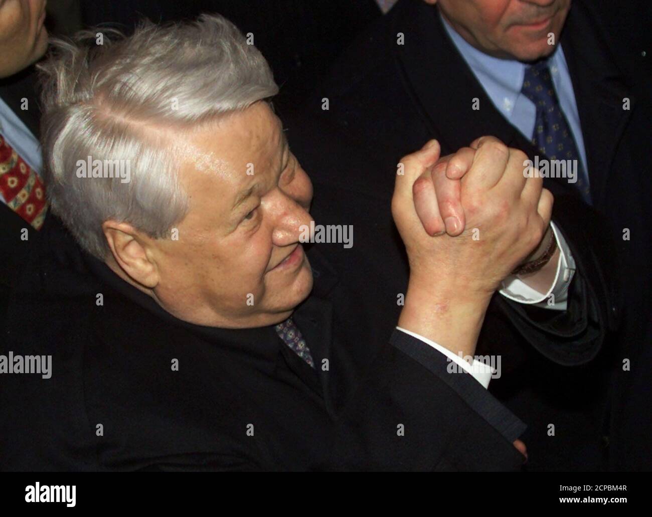 Russian president boris yeltsin hands hi-res stock photography and ...