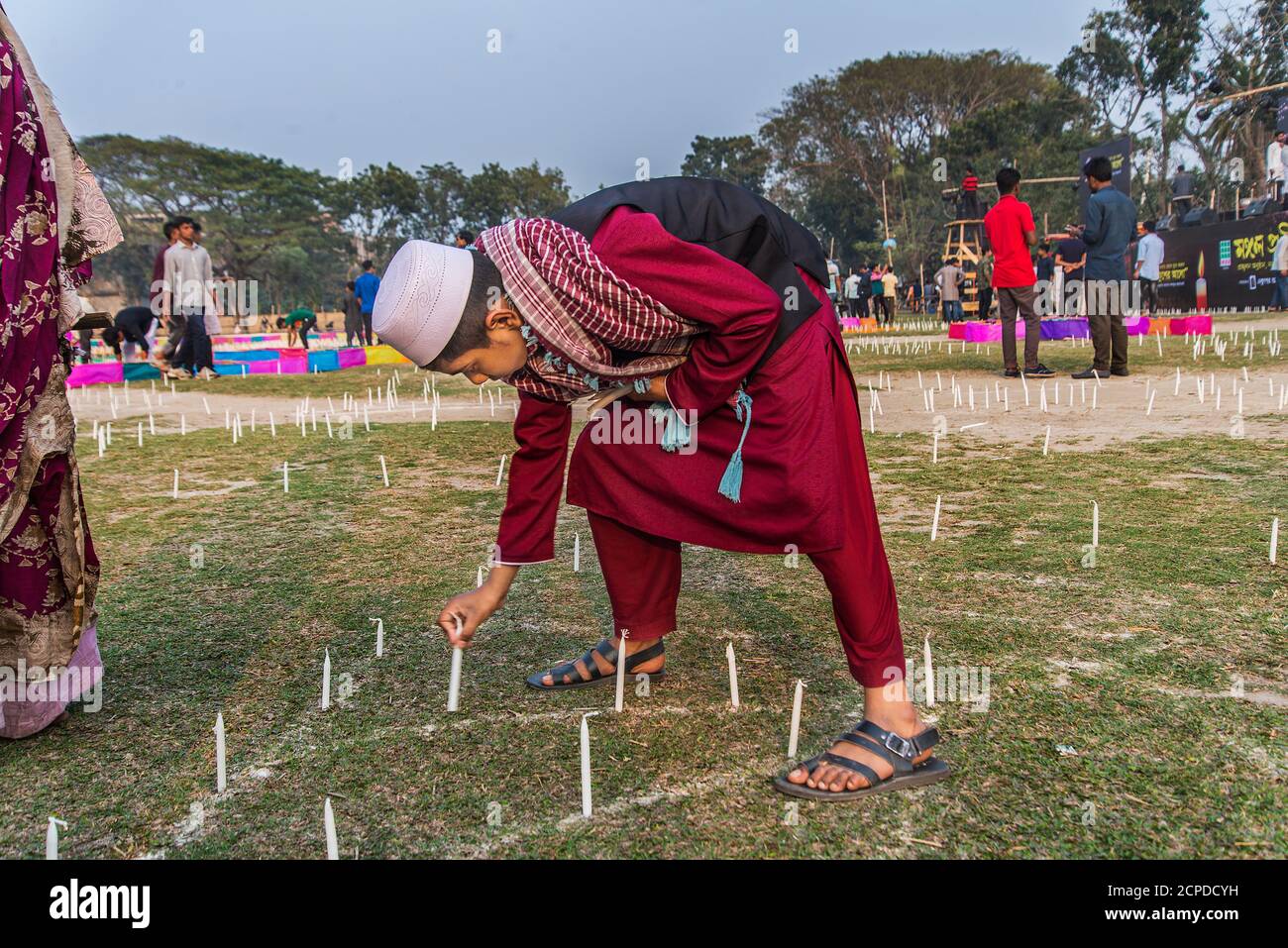 A grand function in remembrance of the martyrs of the language movement, Ekushey Udjapan Committee of Narail arranges one-lakh candles lighting in Kor Stock Photo