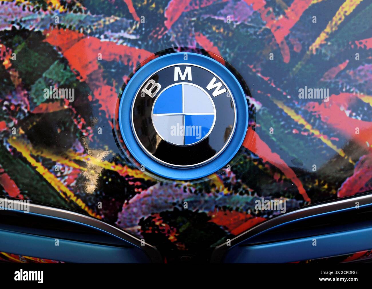 Bmw logo seen on car hi-res stock photography and images - Alamy