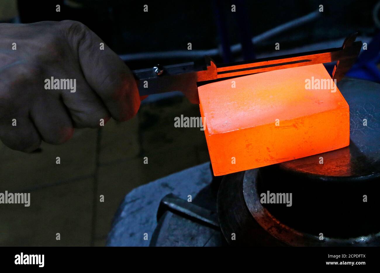 World's largest hammer hires stock photography and images Alamy