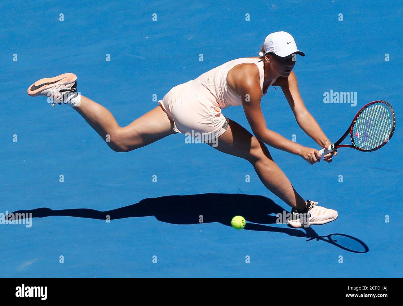 marta kostyuk vs shuai zhang