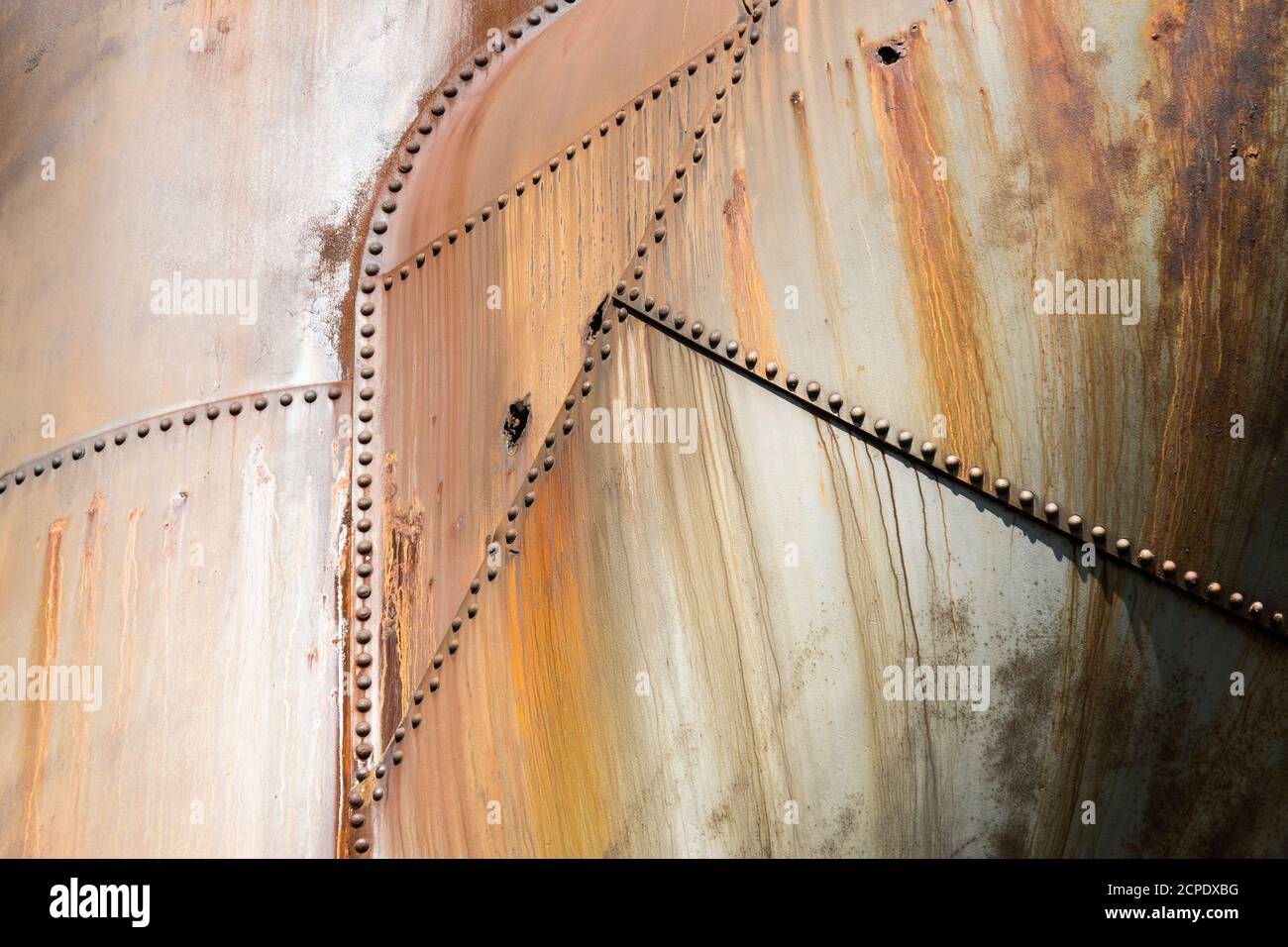 Metal cladding detail hi-res stock photography and images - Alamy