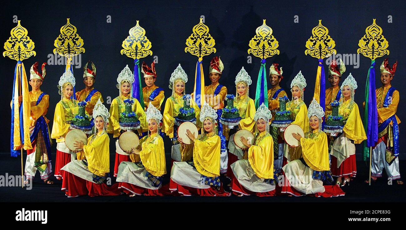 Persian dancers hires stock photography and images Alamy