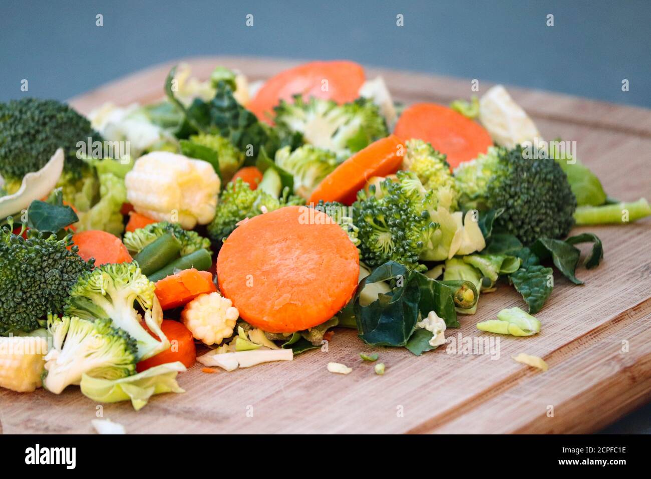 Chopped vegetables top view hi-res stock photography and images - Alamy