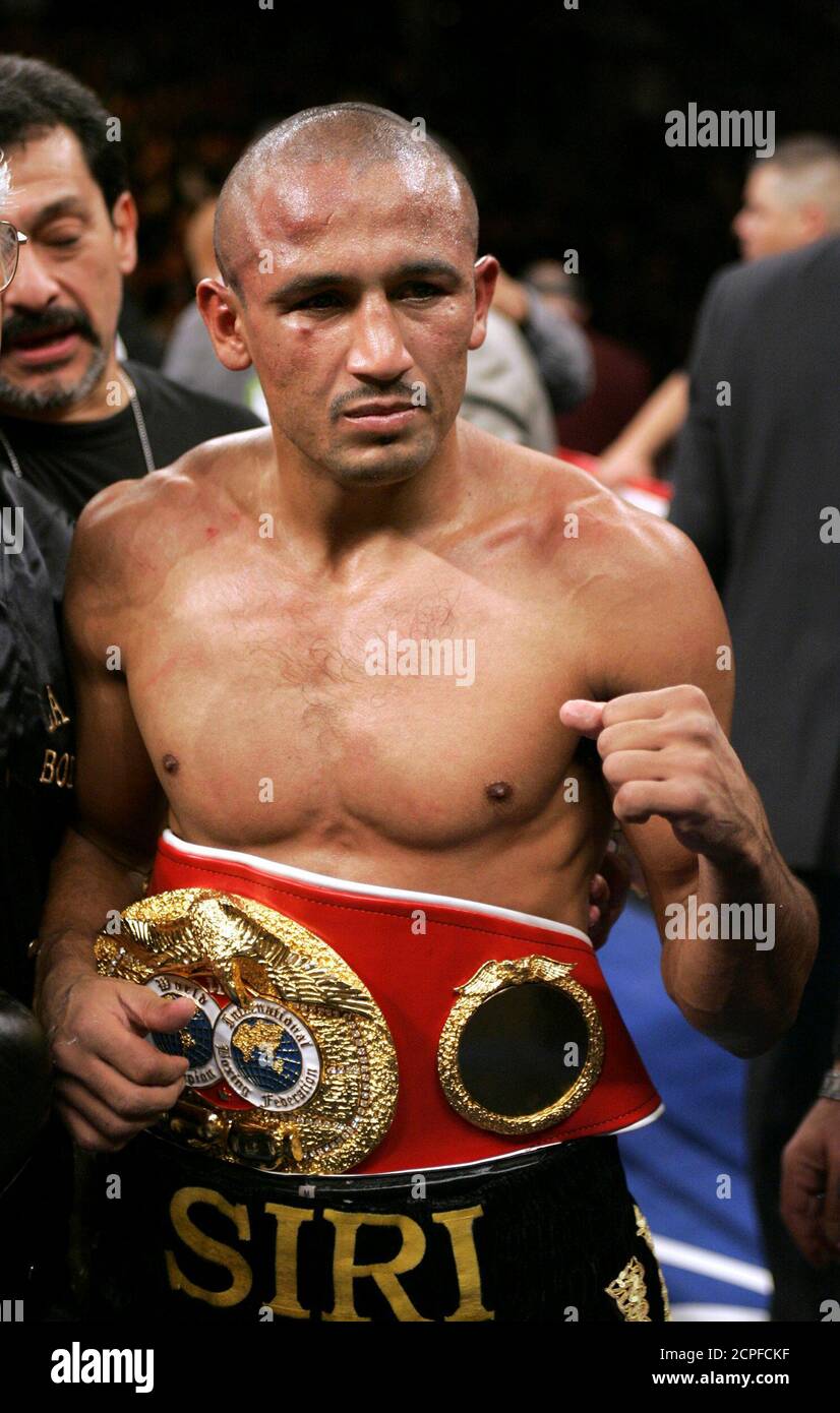 Orlando salido hires stock photography and images Alamy