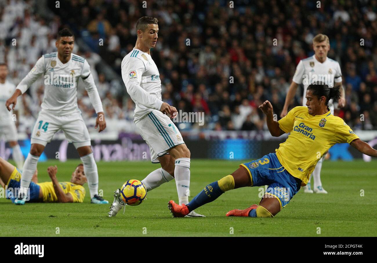 Soccer Football - La Liga Santander - Real Madrid vs Las Palmas - Santiago  Bernabeu, Madrid, Spain - November 5,