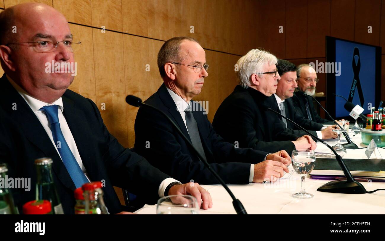 Frank Palmer, Guenter Lubitz, Hans Joachim Ruedel, Andreas Behr and Tim van  Beveren address a news conference in Berlin, Germany, March 24, 2017.  REUTERS/Fabrizio Bensch Stock Photo - Alamy