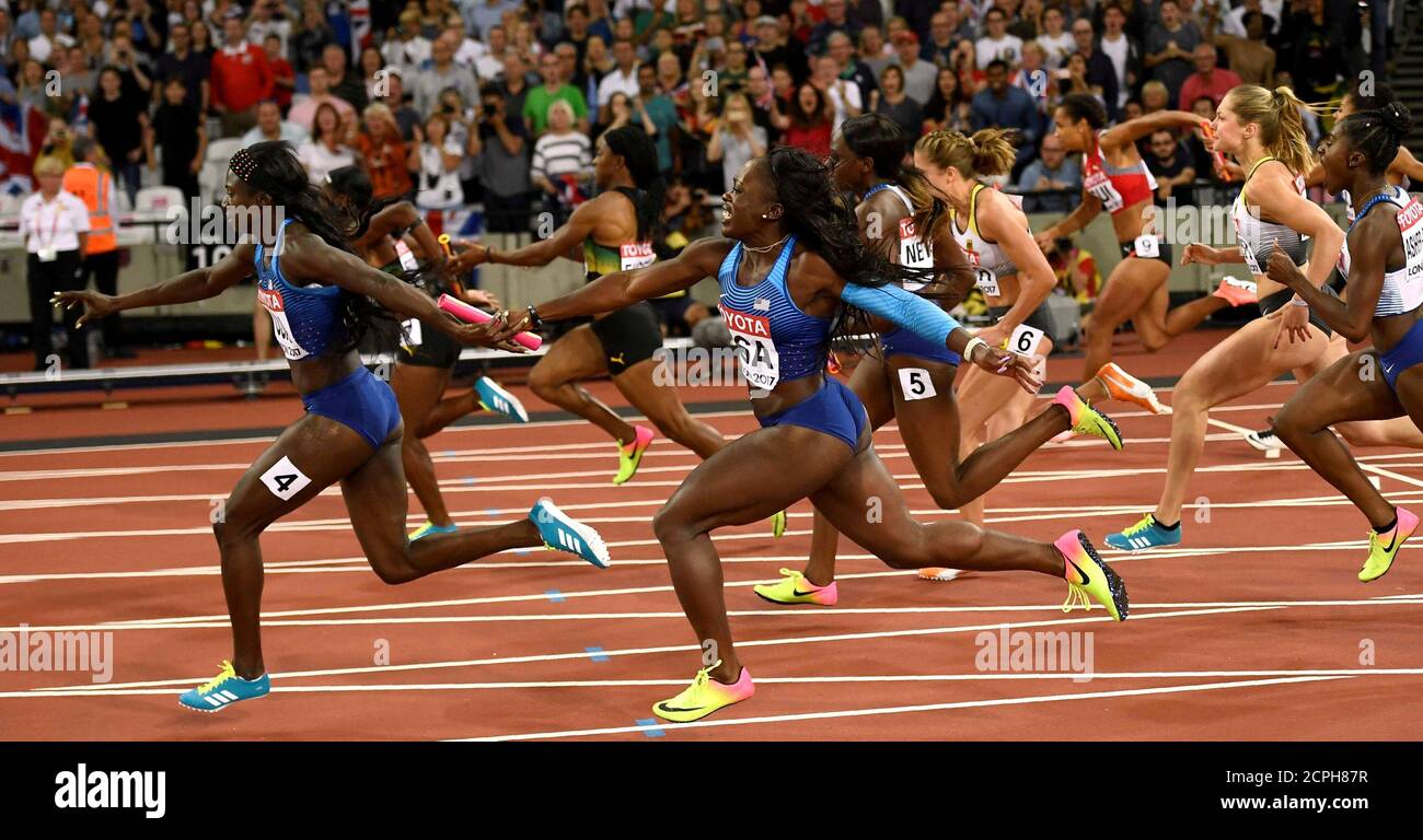 Womens 4 x 100 metres relay hi-res stock photography and images - Alamy