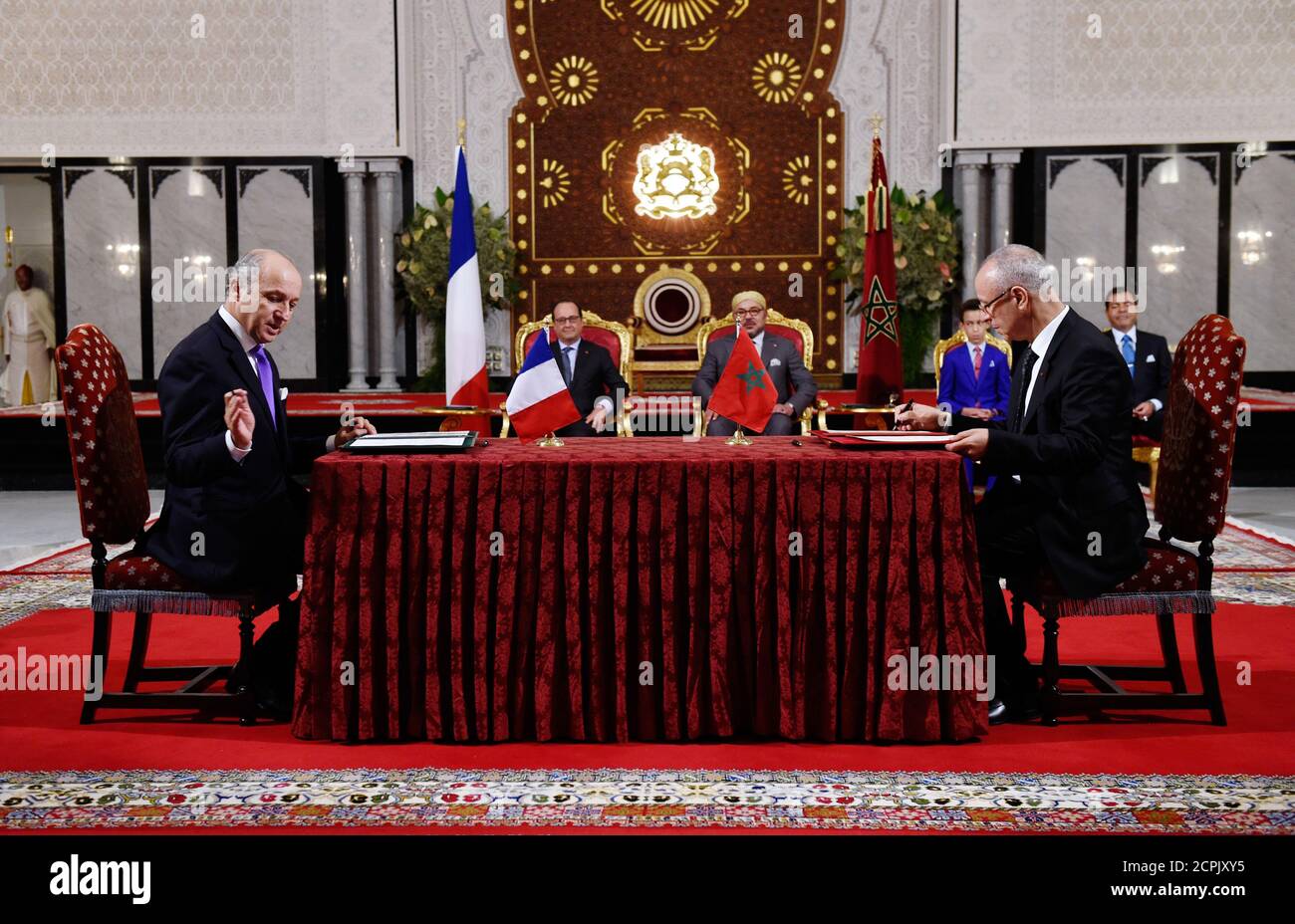 French Moroccan flags bilateral treaty signing Strategic Engagement in the Southern Provinces
