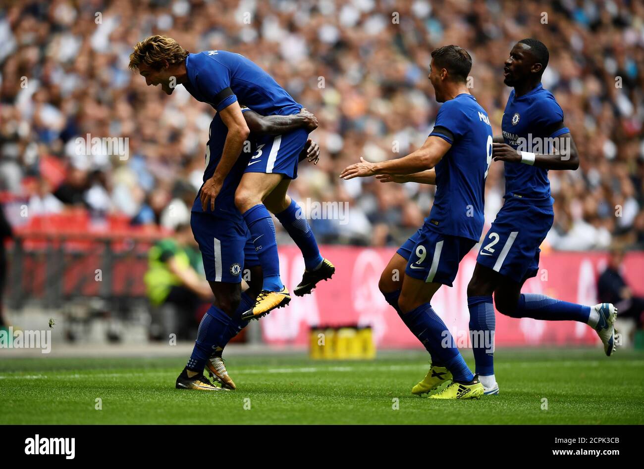 Page 3 Chelsea Vs Tottenham Hotspur High Resolution Stock Photography And Images Alamy