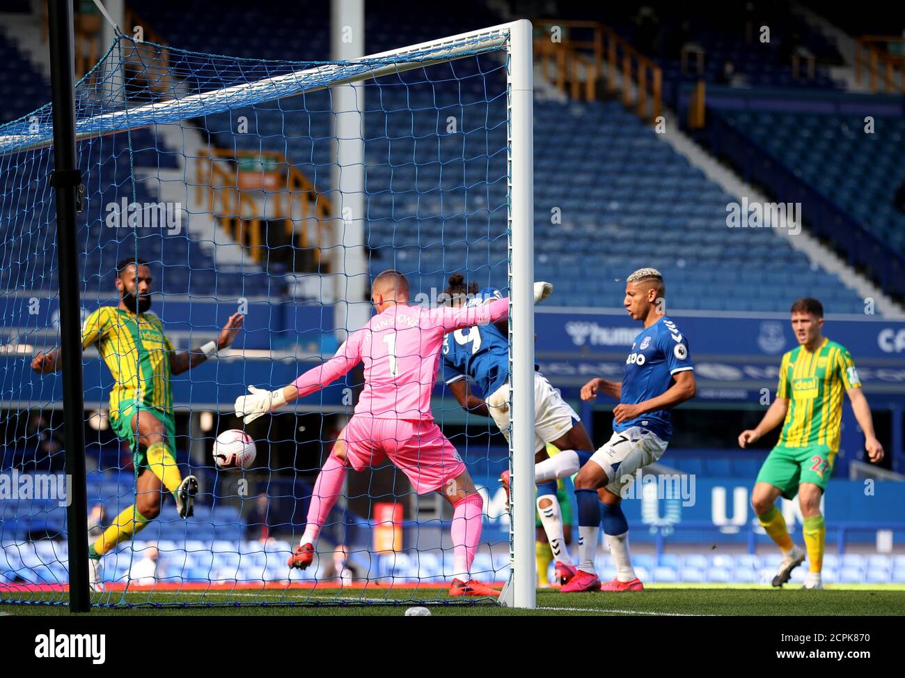 Sam Goodison Everton's Dominic Calvert-Lewin (centre right) beats West Bromwich ...