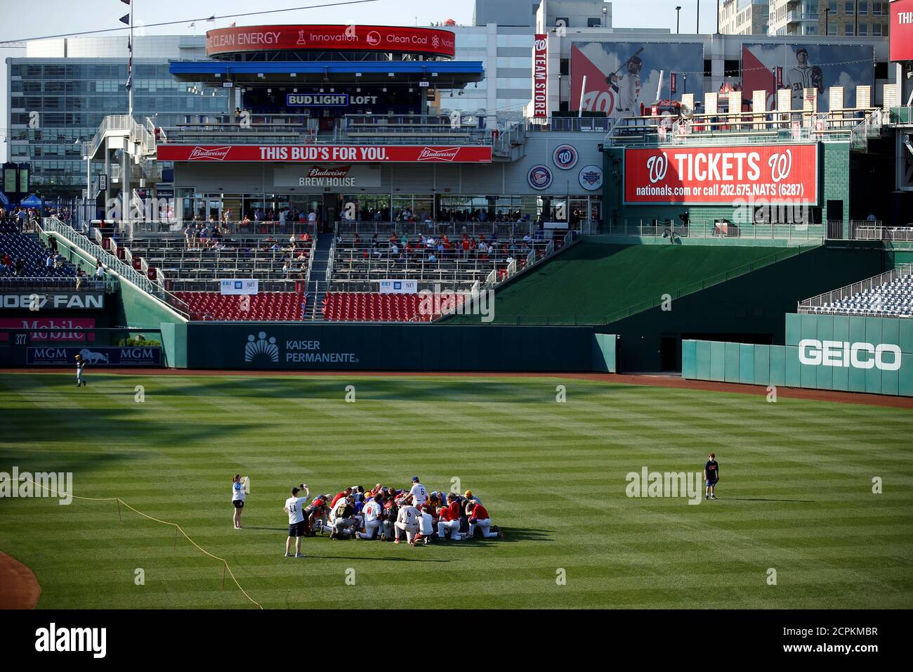 Pray before game hi-res stock photography and images - Alamy